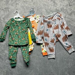 (3) Sets Of Pajamas Boys Size 2T (2) NWT (1) Preowned